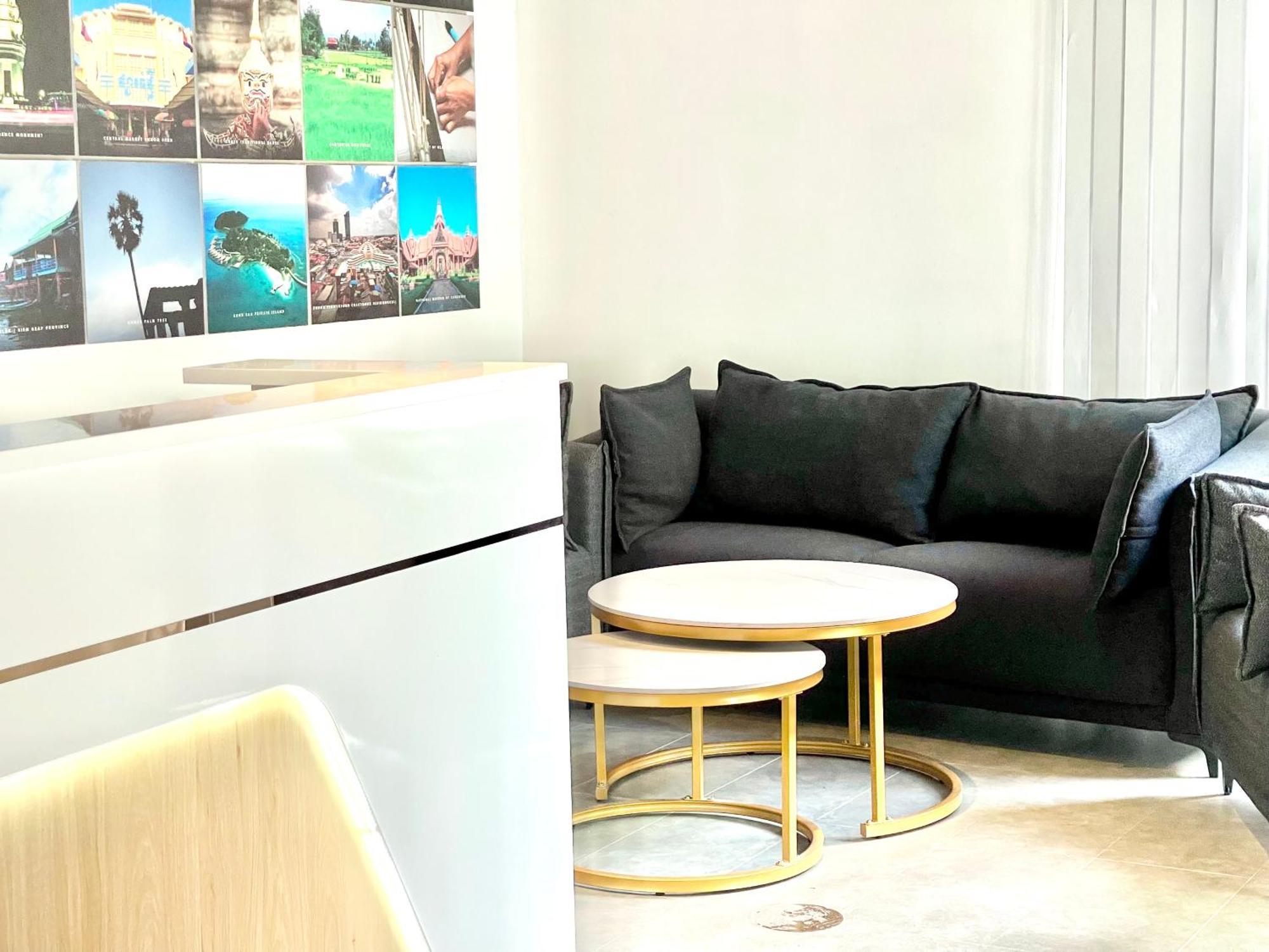 Sky Hotel Central Phnom Penh - Rooms & Apartments Екстер'єр фото