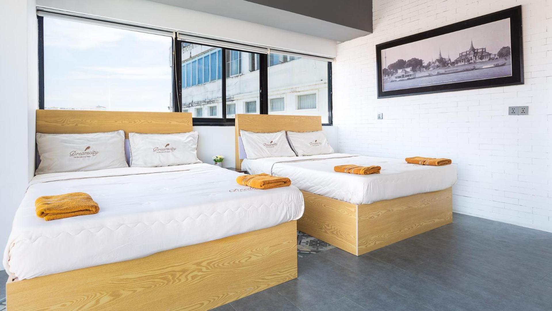 Sky Hotel Central Phnom Penh - Rooms & Apartments Екстер'єр фото